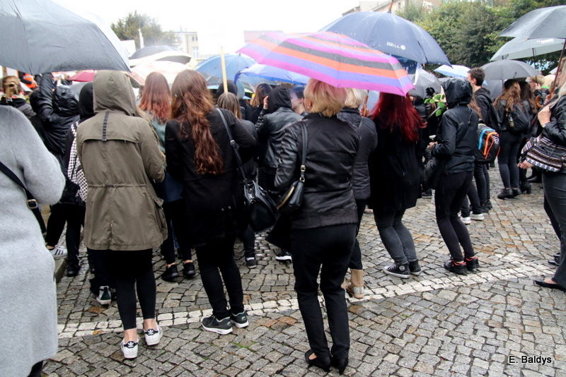 Czarny Protest w Lesznie (zdjęcia)