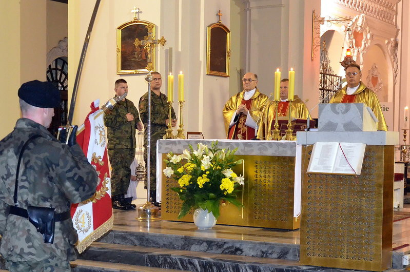 Trwa Święto Pułku (zdjęcia)