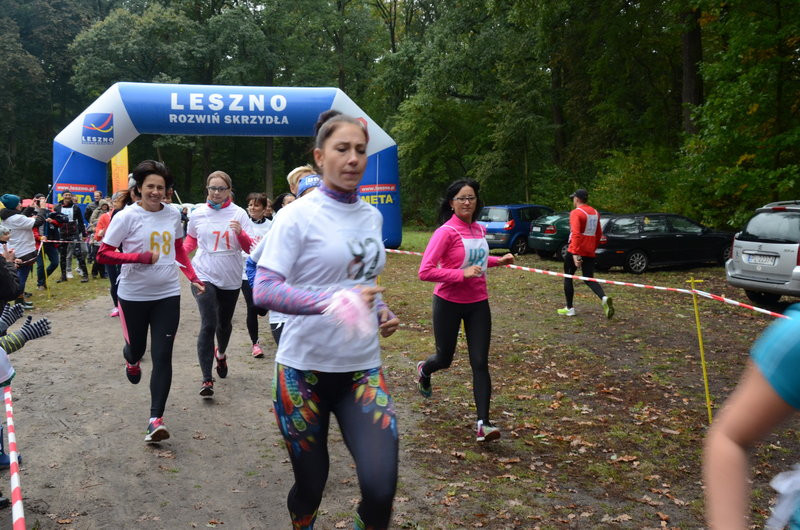 Biegali przedszkolacy, mamusie i tatusiowie (zdjęcia)
