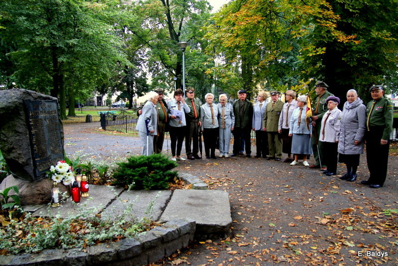 Harcerska zbiórka na Placu Kościuszki (kilka zdjęć)