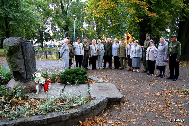 Harcerska zbiórka na Placu Kościuszki (kilka zdjęć)