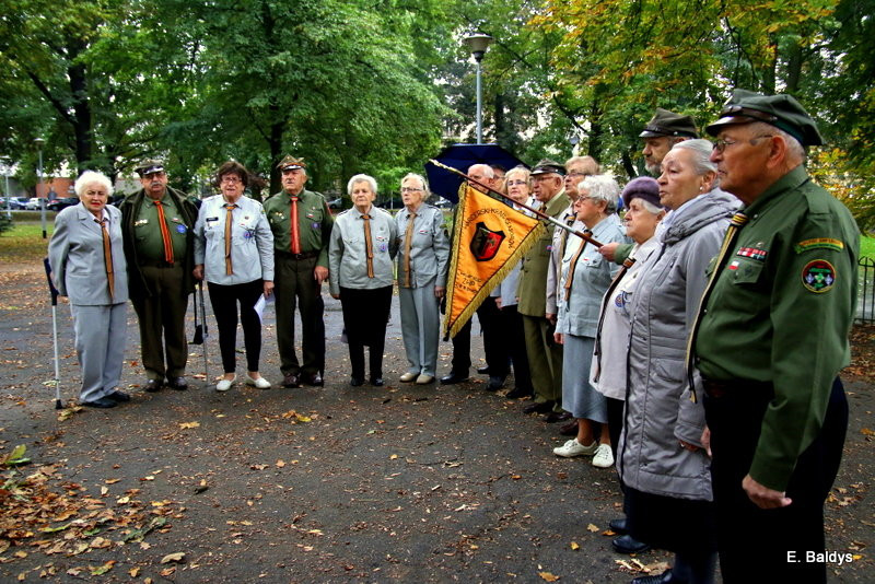 Harcerska zbiórka na Placu Kościuszki (kilka zdjęć)