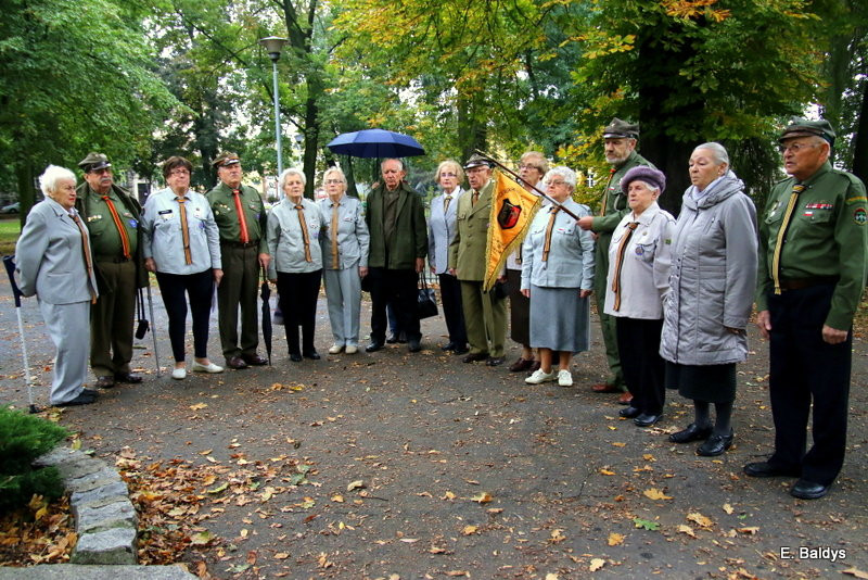 Harcerska zbiórka na Placu Kościuszki (kilka zdjęć)