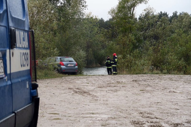 Zwłoki na żwirowni w Zaborowie. To prawdopodobnie poszukiwany 44-latek (dźwięk i zdjęcia)