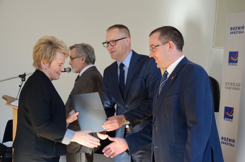 Prezydent nagrodził nauczycieli (zdjęcia)