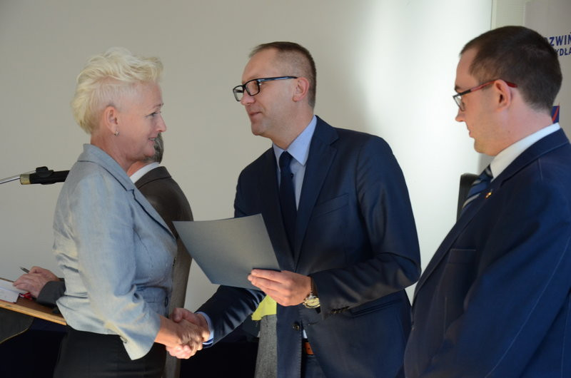 Prezydent nagrodził nauczycieli (zdjęcia)