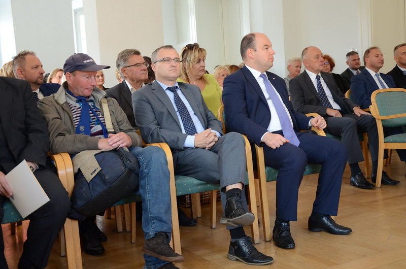 Prezydent nagrodził nauczycieli (zdjęcia)