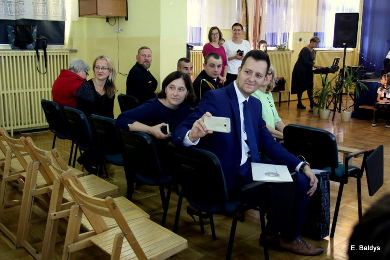 Kordzikiem pasowani na ucznia SP 2 (zdjęcia)