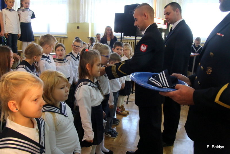 Kordzikiem pasowani na ucznia SP 2 (zdjęcia)