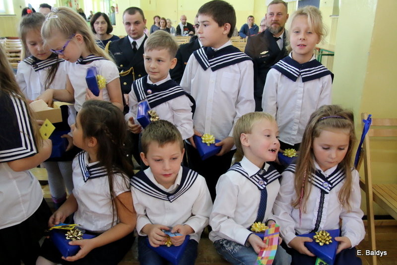 Kordzikiem pasowani na ucznia SP 2 (zdjęcia)