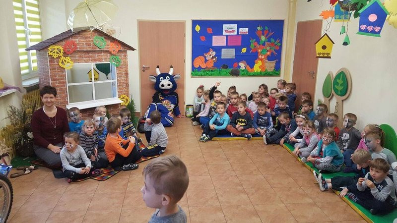 Hej Unia! - śpiewają przedszkolacy (zdjęcia)
