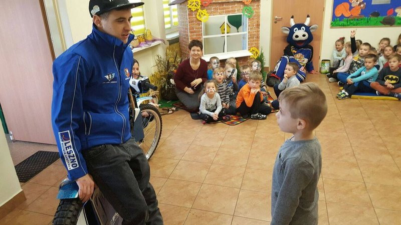 Hej Unia! - śpiewają przedszkolacy (zdjęcia)