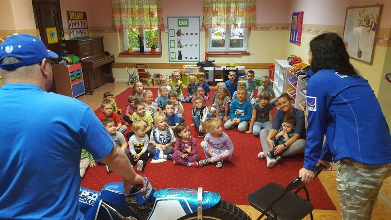 Hej Unia! - śpiewają przedszkolacy (zdjęcia)