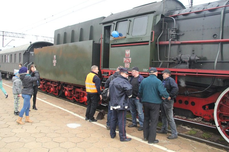 Pociąg retro połączył Leszno i Rawicz (reportaż dźwiękowy, wideo i zdjęcia)