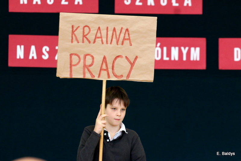 Pasowanie na ucznia w SP 12 (zdjecia)
