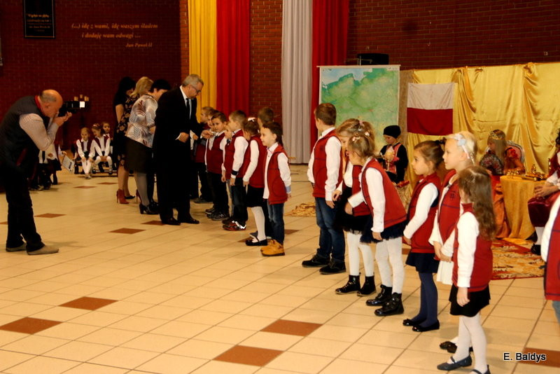 Pasowanie po królewsku w SP 13 (zdjęcia)