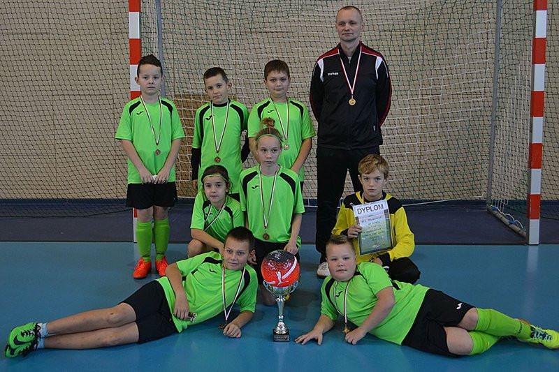 Turniej Mikołajkowy w Drobninie (zdjęcia)