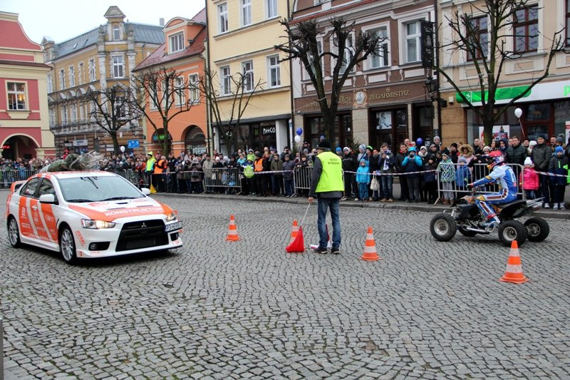 Mikołajkowe szaleństwo na Rynku (dużo zdjęć)