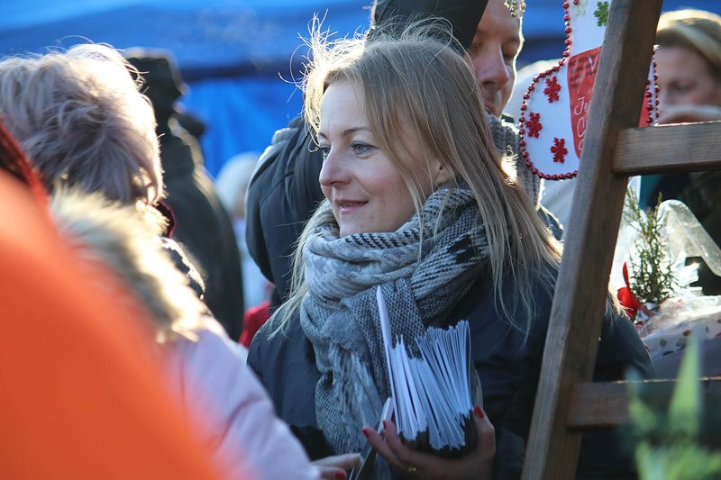 Choinka ubrana, lodowisko otwarte (dużo zdjęć)