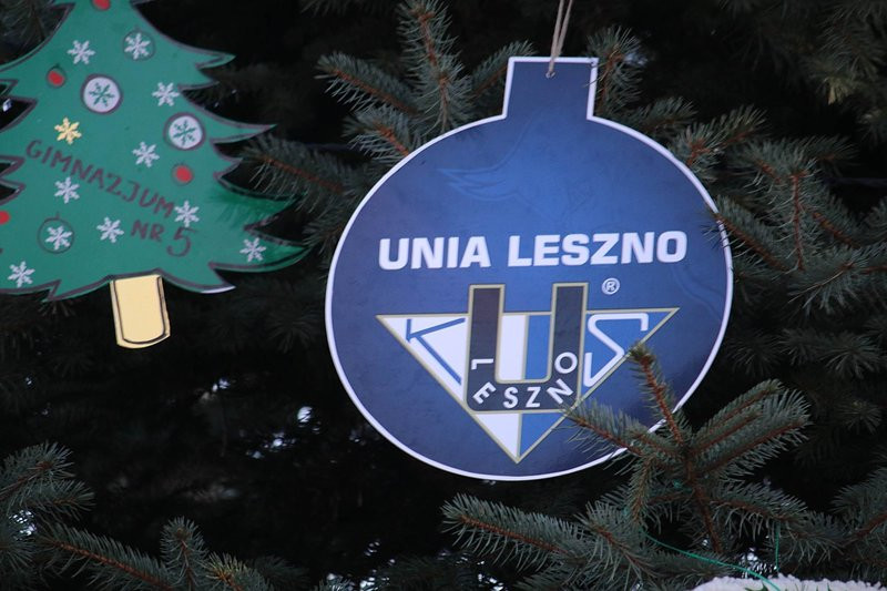 Choinka ubrana, lodowisko otwarte (dużo zdjęć)