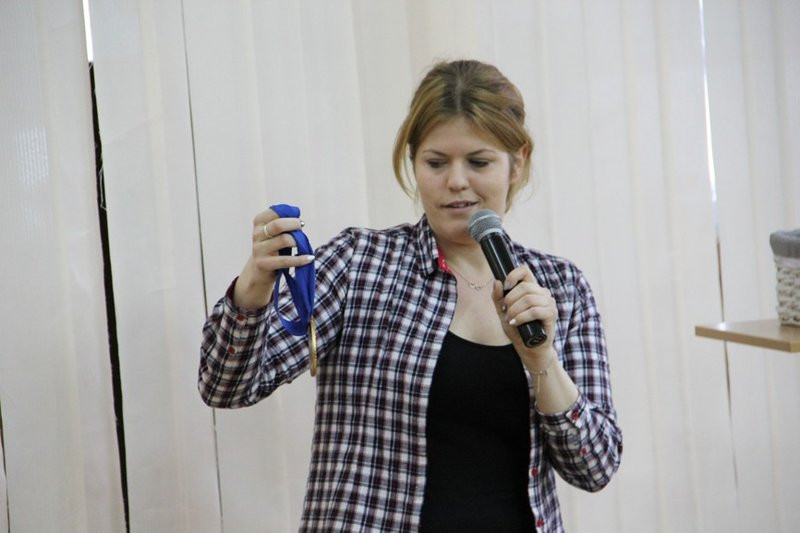 Z absolwentką o strzelectwie (zdjęcia)