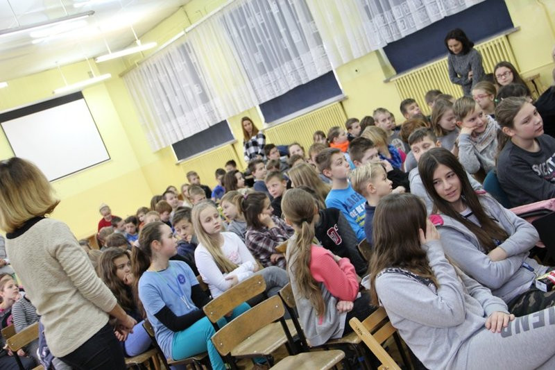 Z absolwentką o strzelectwie (zdjęcia)
