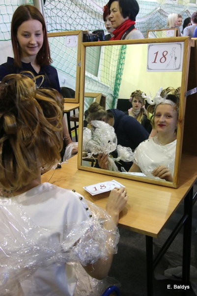 Gala ślubna w szkole (dużo zdjęć)