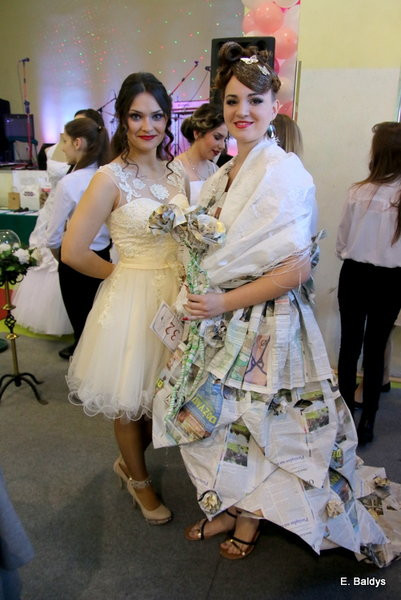 Gala ślubna w szkole (dużo zdjęć)