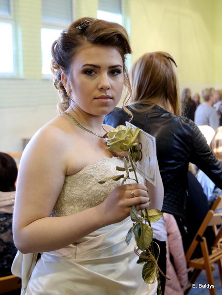 Gala ślubna w szkole (dużo zdjęć)