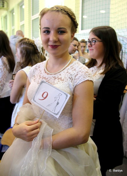 Gala ślubna w szkole (dużo zdjęć)