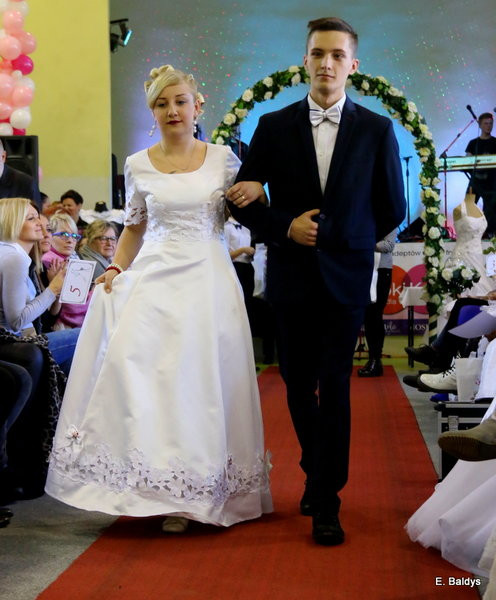 Gala ślubna w szkole (dużo zdjęć)