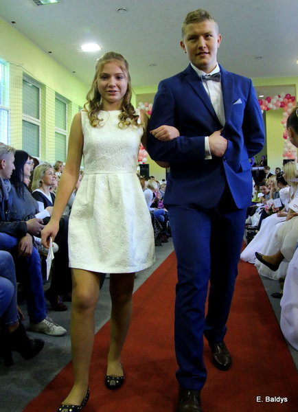 Gala ślubna w szkole (dużo zdjęć)