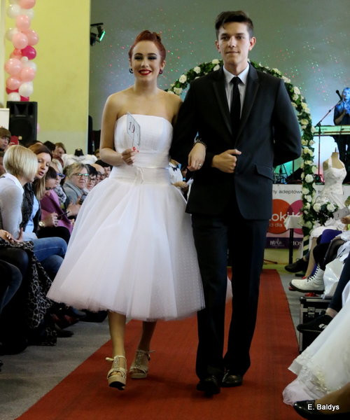 Gala ślubna w szkole (dużo zdjęć)