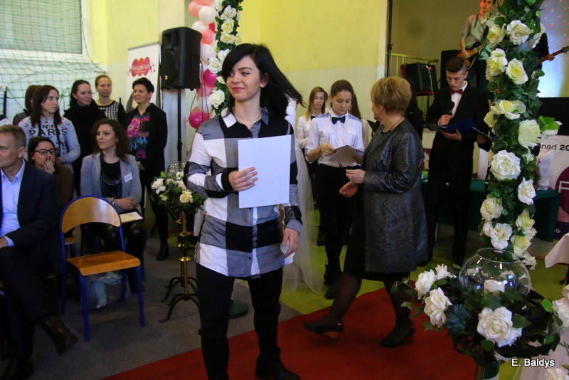 Gala ślubna w szkole (dużo zdjęć)
