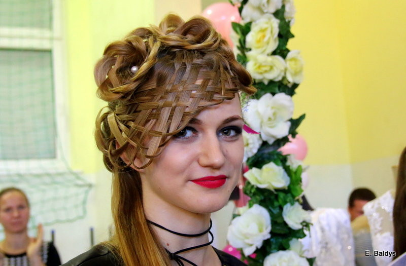 Gala ślubna w szkole (dużo zdjęć)