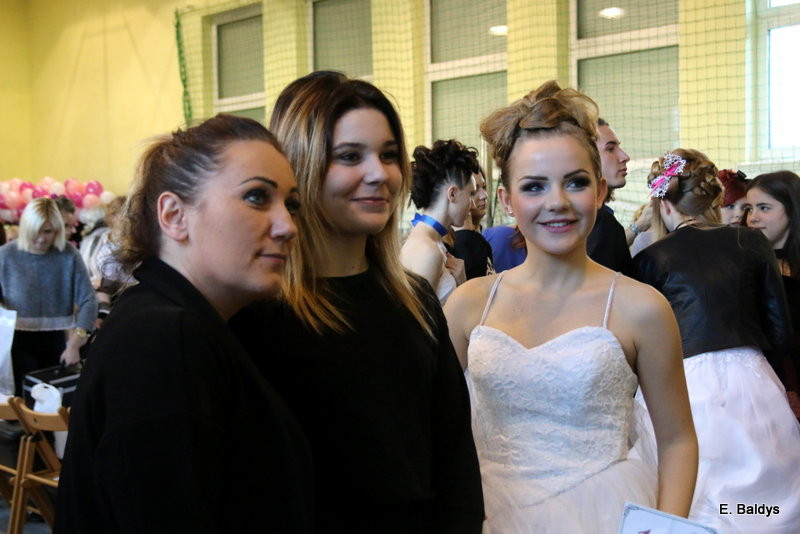 Gala ślubna w szkole (dużo zdjęć)