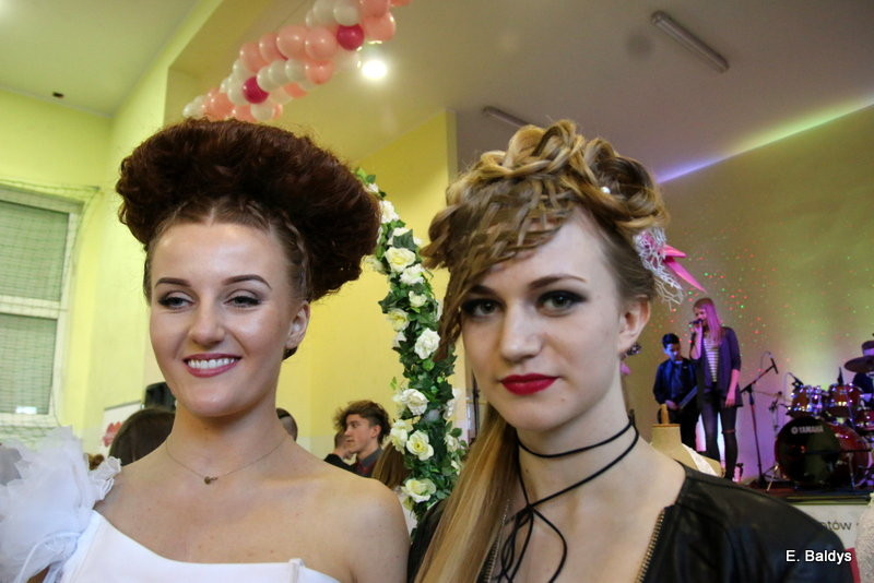 Gala ślubna w szkole (dużo zdjęć)