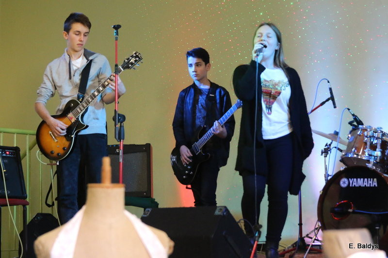 Gala ślubna w szkole (dużo zdjęć)