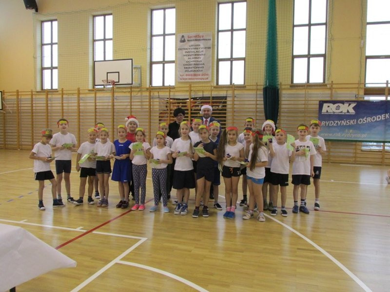 Odpadowy turniej w Rydzynie (zdjęcia)