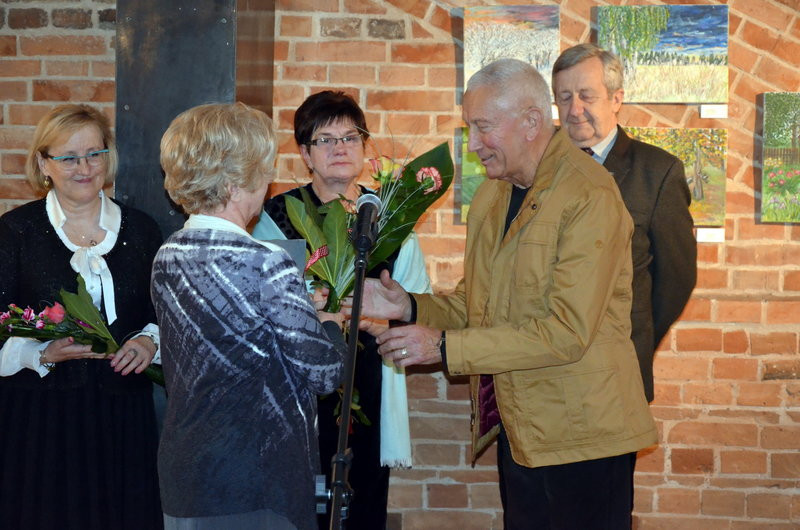 Słuchacze UTW wystawiają w ratuszu (zdjęcia)