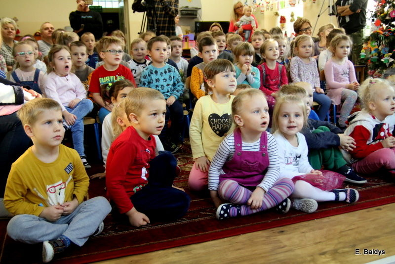 Rodzice dzieciom w PM 5 (zdjęcia)