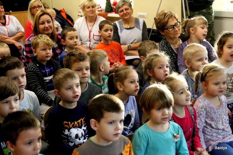 Rodzice dzieciom w PM 5 (zdjęcia)