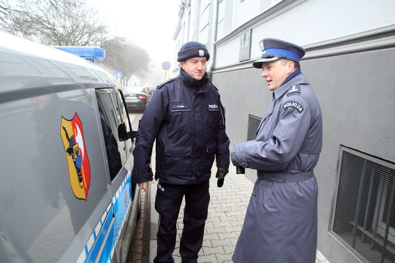 Nowe samochody dla policji (zdjęcia)
