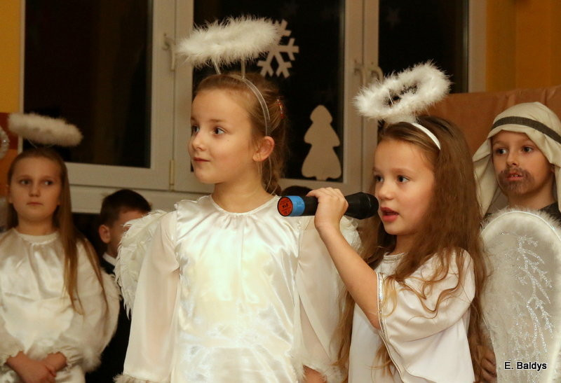 Jasełka drugoklasistów w Osiecznej (zdjęcia)