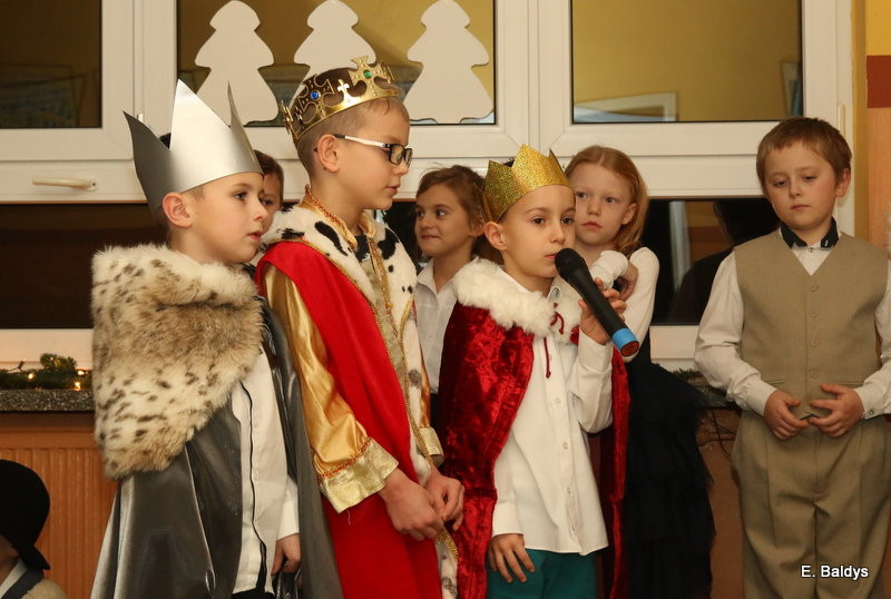 Jasełka drugoklasistów w Osiecznej (zdjęcia)