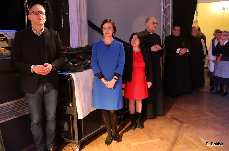 Wigilia dla samotnych i bezdomnych w Lesznie (zdjęcia)