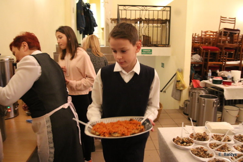 Wigilia dla samotnych i bezdomnych w Lesznie (zdjęcia)