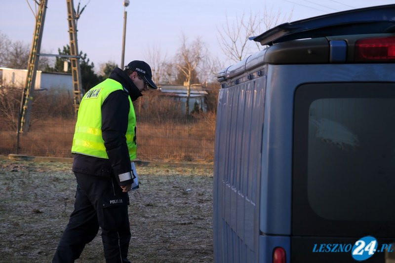 Śliskie drogi, od rana kilka stłuczek (dźwięk i zdjęcia)