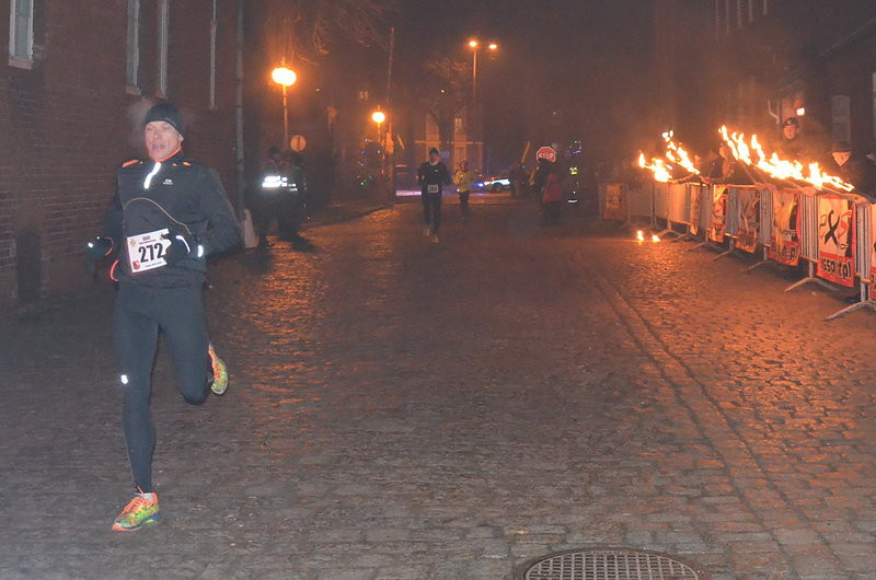 Biegacze rozpoczęli Sylwestra (zdjęcia)