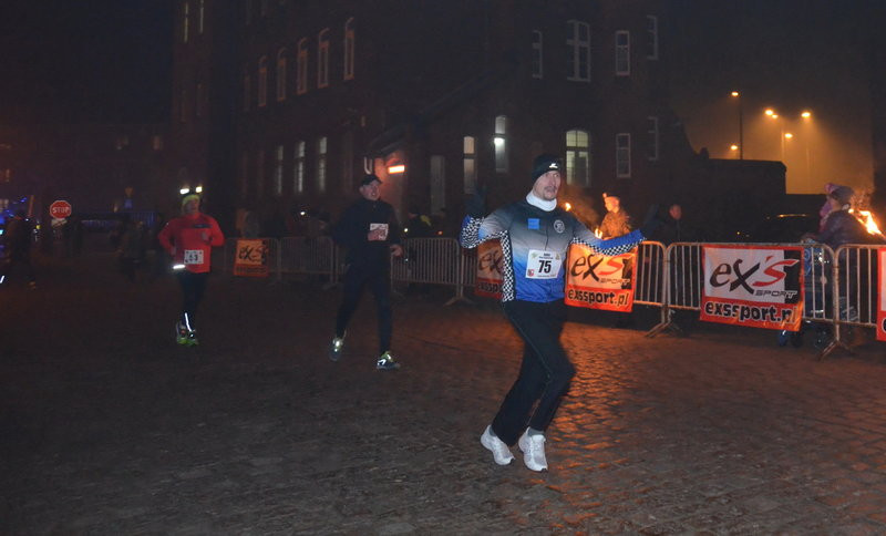 Biegacze rozpoczęli Sylwestra (zdjęcia)